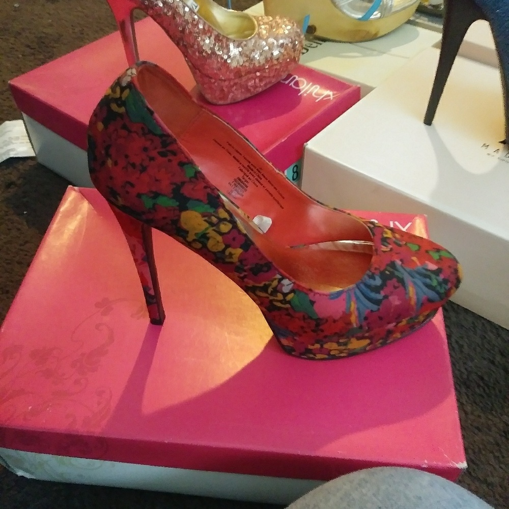 Multi color shoes